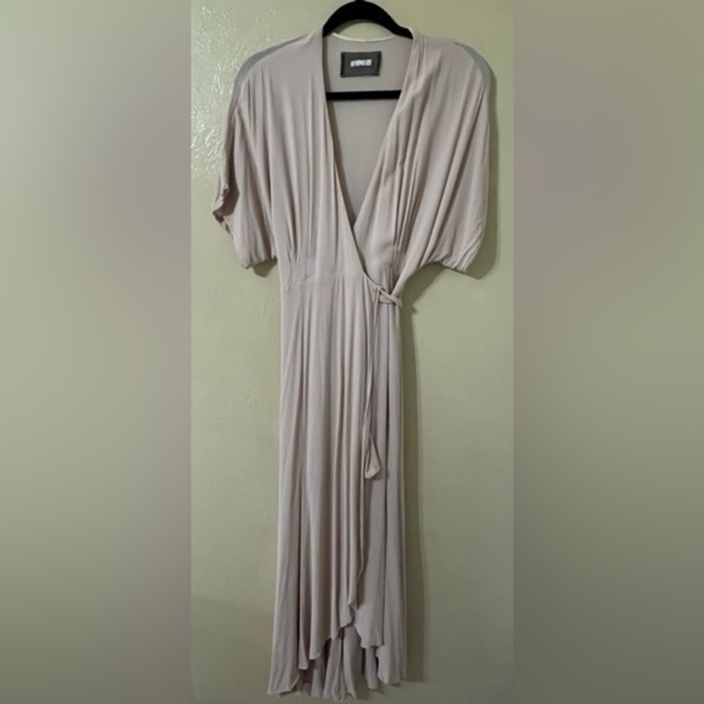 Reformation Champagne Tan Nude Chamomile Cap Sleeve V-neck Hi-Lo Wrap Dress